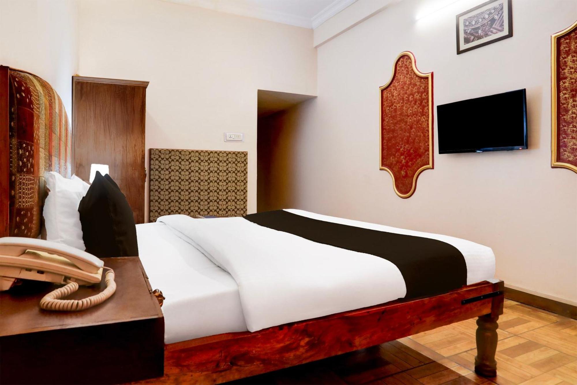 Super Collection O Rai Ka Bagh Near Railway Station Formerly Pioneer Plaza Jodhpur  Exterior foto